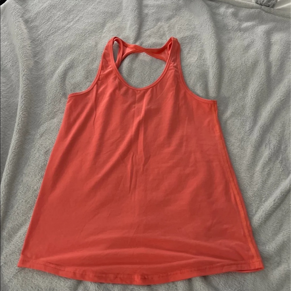 Zyia twist tank